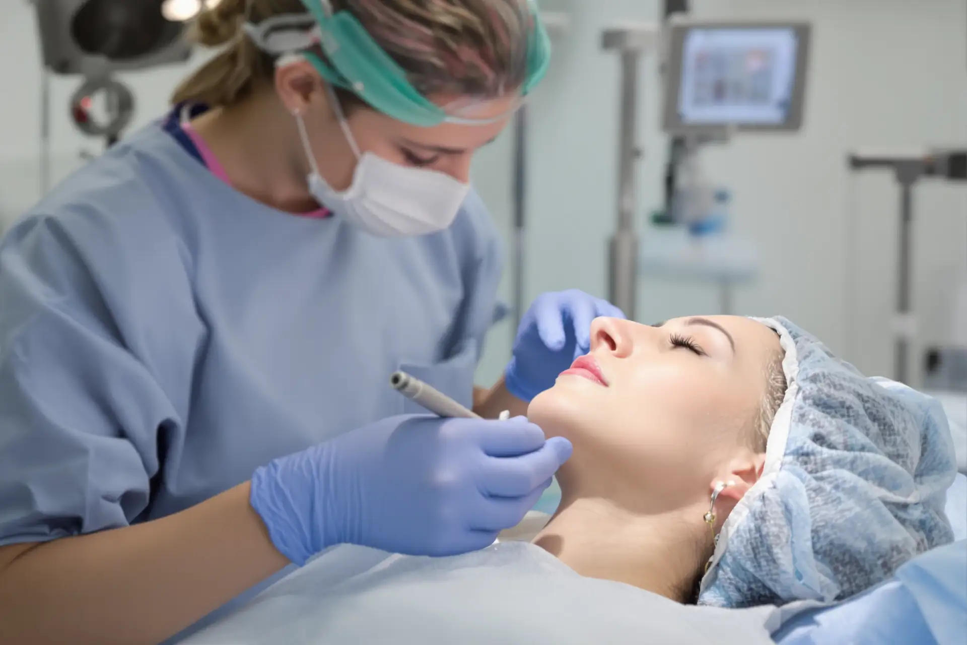 Open vs Closed Rhinoplasty: Understanding the Difference